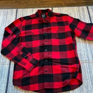 Gap men’s flannel buffalo plaid button down shirt size medium